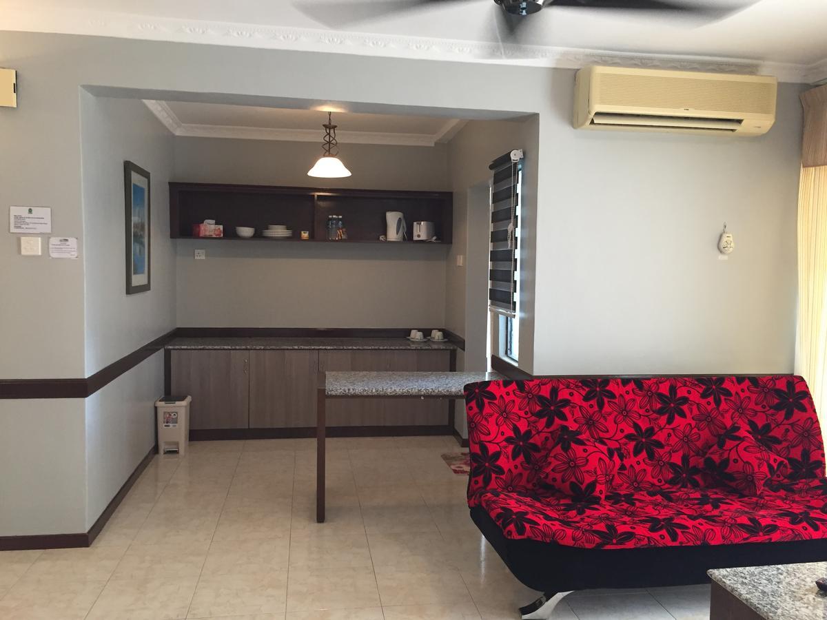 D Savoy @ Famosa Apartment *